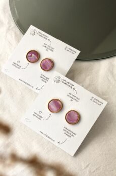 Ohrstecker: Rosa mit Fassung