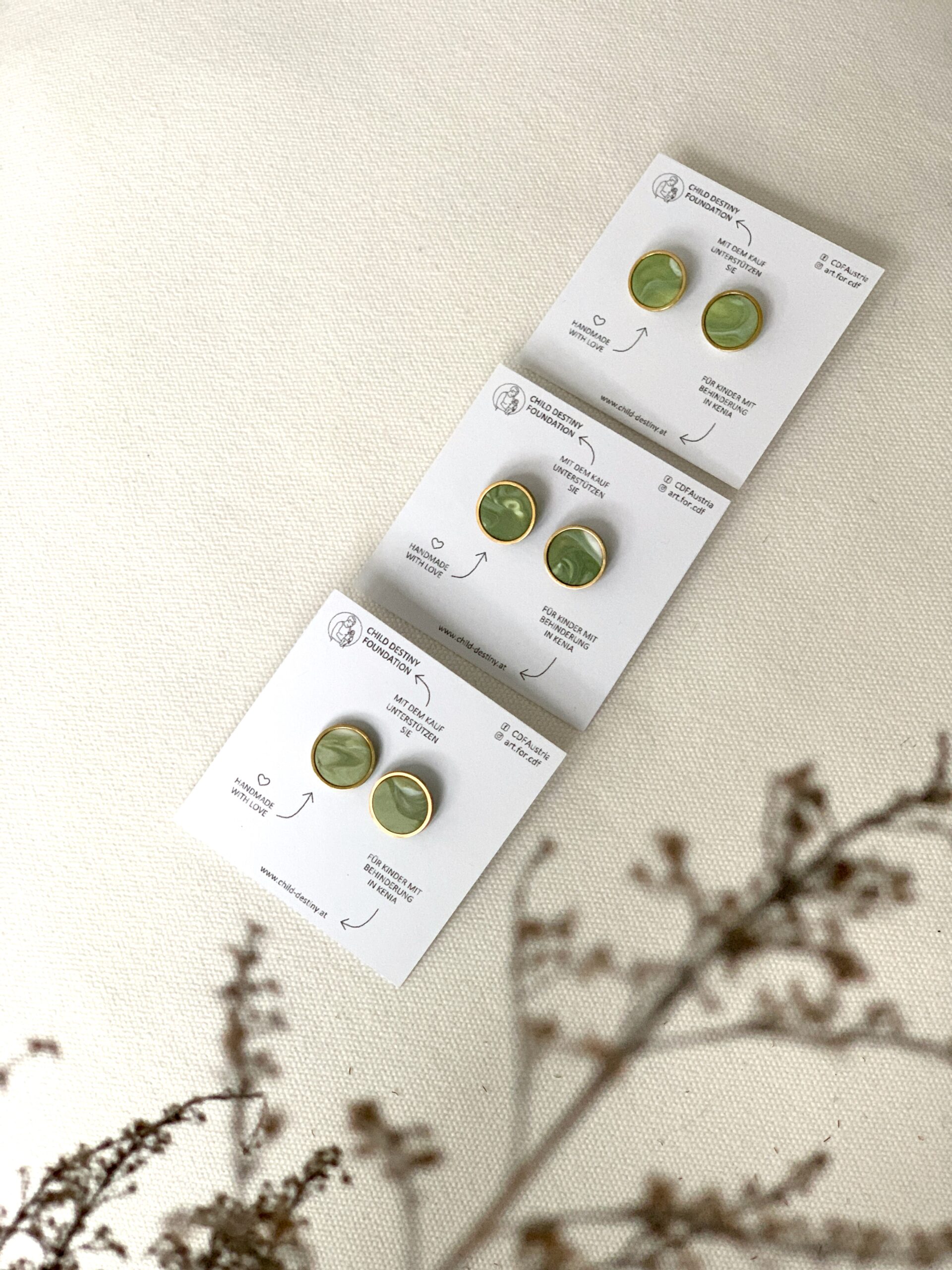 Handgemachte Ohrringe – Marmorierte Helle Grüntöne