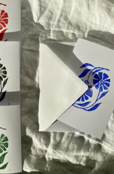 Handgedruckte Linolschnitt-Faltkarte „Bloomlines“ | A6 inkl. Kuvert